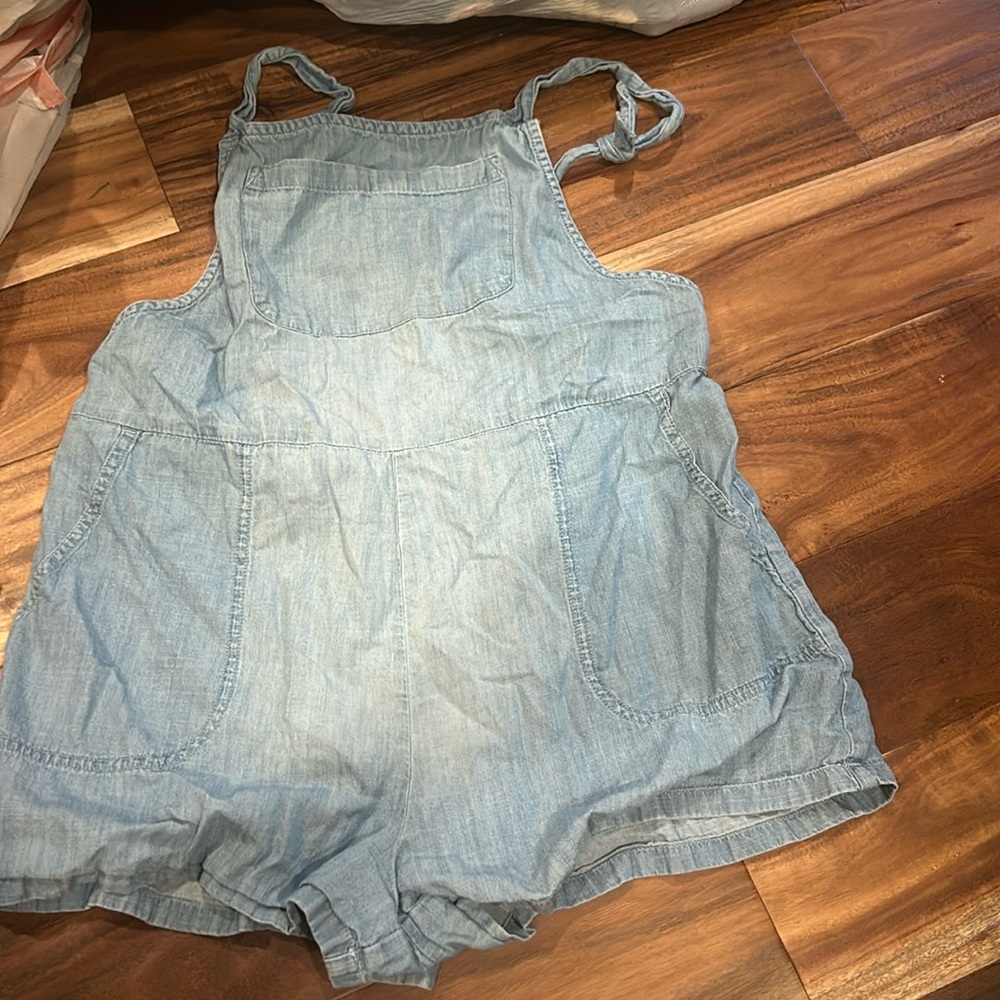 Medium size junior romper